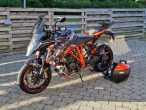 2016 KTM 1290 Super Duke GT 2016 KTM 1290 Super Duke GT