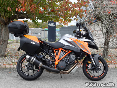 KTM 1290 Super Duke GT