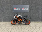 2016 KTM 390 Duke 2016 KTM 390 Duke