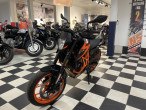 2016 KTM 690 DUKE R 2016 KTM 690 DUKE R