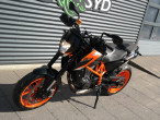 2016 KTM 690 DUKE R
