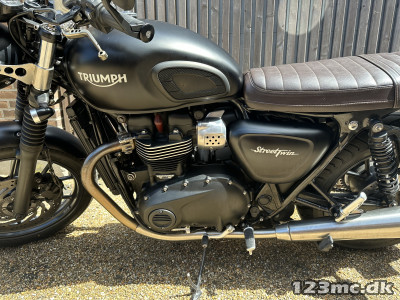 Triumph Bonneville Street Twin