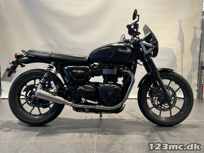 Triumph Bonneville Street Twin