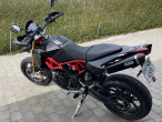 2017 Aprilia Dorsoduro 900