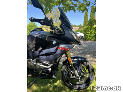 BMW S 1000 XR Sport tourer