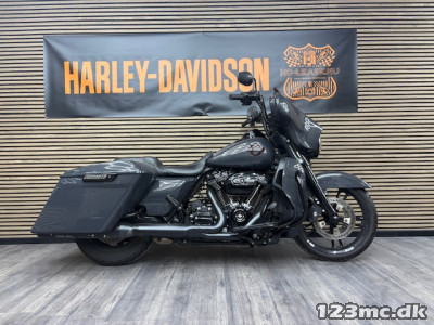 Harley-Davidson FLHX Street Glide 124” Edition