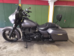 2017 Harley-Davidson FLHXL Street Glide Limited