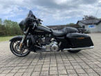 2017 Harley-Davidson FLHXS Street Glide Special