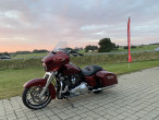 2017 Harley-Davidson FLHXS Street Glide Special