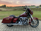2017 Harley-Davidson FLHXS Street Glide Special