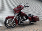 2017 Harley-Davidson FLHXS Street Glide Special