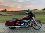 2017 Harley-Davidson FLHXS Street Glide Special