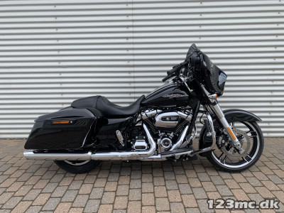 Harley-Davidson FLHXS Street Glide Special HMC Motorcykler. Vi bytter gerne.