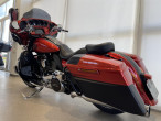 2017 Harley-Davidson FLHXSE CVO Street Glide