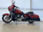 2017 Harley-Davidson FLHXSE CVO Street Glide