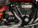 2017 Harley-Davidson FLHXSE CVO Street Glide