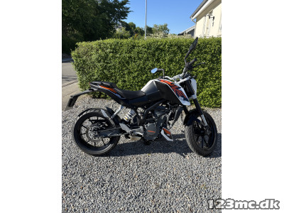 KTM 125 Duke