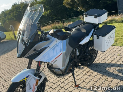 KTM 1290 Super Adventure T