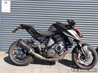 KTM 1290 Super Duke R