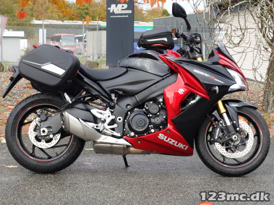 Suzuki GSXS 1000 F