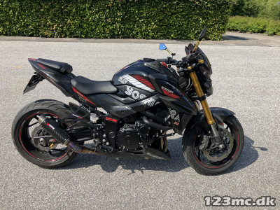 Suzuki GSXS 750 Custommade