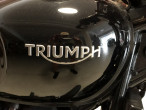 2017 Triumph Bonneville Bobber 2017 Triumph Bonneville Bobber