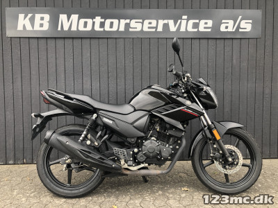 Yamaha YS 125