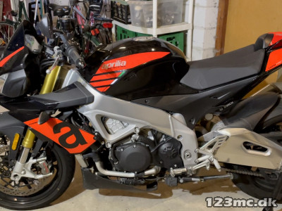 Aprilia Tuono V4 1100 RR