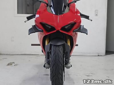 Ducati Panigale V4 S