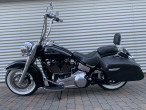 2018 Harley-Davidson FLDE Deluxe