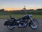 2018 Harley-Davidson FLDE Deluxe