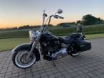 2018 Harley-Davidson FLDE Deluxe