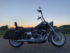 2018 Harley-Davidson FLDE Deluxe