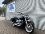 2018 Harley-Davidson FLDE Deluxe