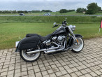 2018 Harley-Davidson FLDE Deluxe