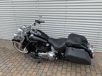 2018 Harley-Davidson FLDE Deluxe