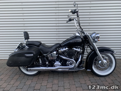 Harley-Davidson FLDE Deluxe HMC Motorcykler. Vi bytter gerne.