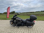 2018 Harley-Davidson FLHCS Heritage Classic