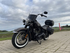 2018 Harley-Davidson FLHCS Heritage Classic