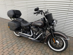 2018 Harley-Davidson FLHCS Heritage Classic