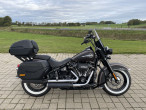 2018 Harley-Davidson FLHCS Heritage Classic