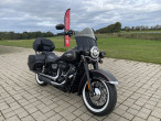 2018 Harley-Davidson FLHCS Heritage Classic