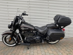 2018 Harley-Davidson FLHCS Heritage Classic