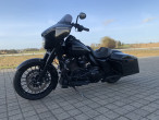 2018 Harley-Davidson FLHRXS Road King Special