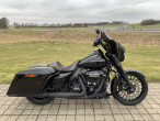 2018 Harley-Davidson FLHRXS Road King Special