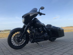 2018 Harley-Davidson FLHRXS Road King Special