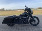 2018 Harley-Davidson FLHRXS Road King Special