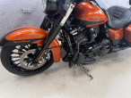 2018 Harley-Davidson FLHRXS Road King Special