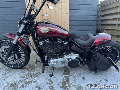 Harley-Davidson FXBRS Breakout