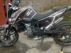 2018 KTM 690 DUKE 2018 KTM 690 DUKE
